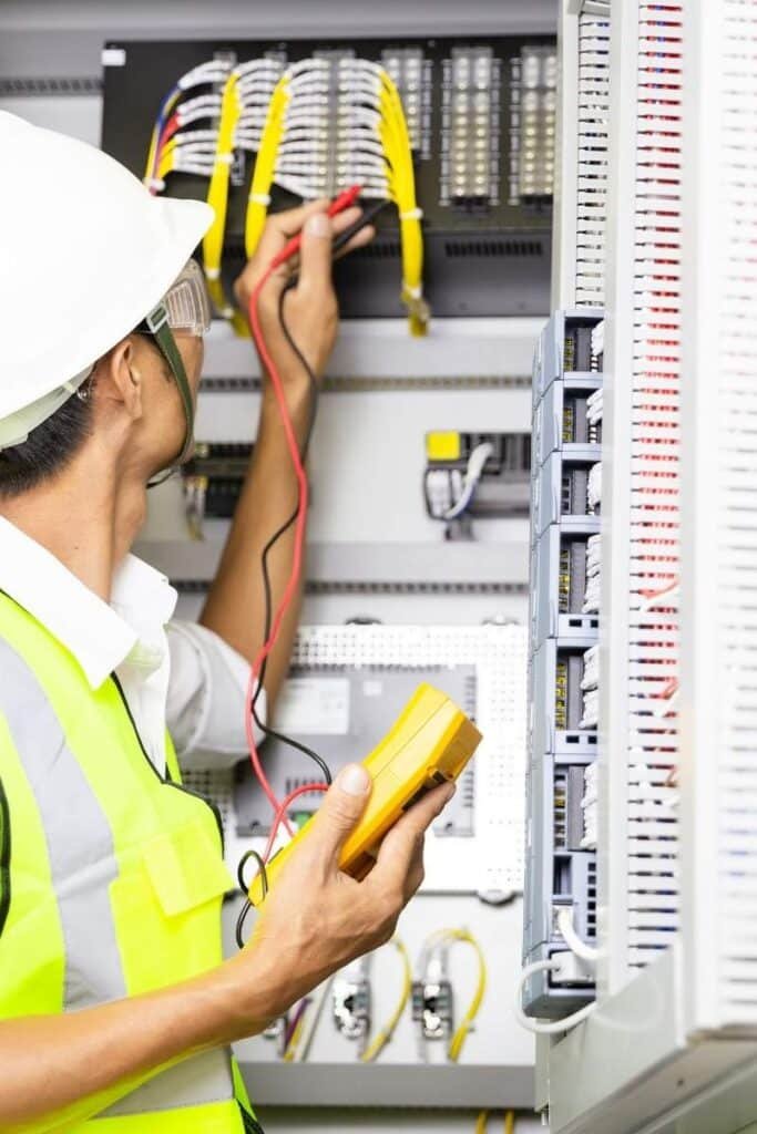 expert electrician in Bowery, NY