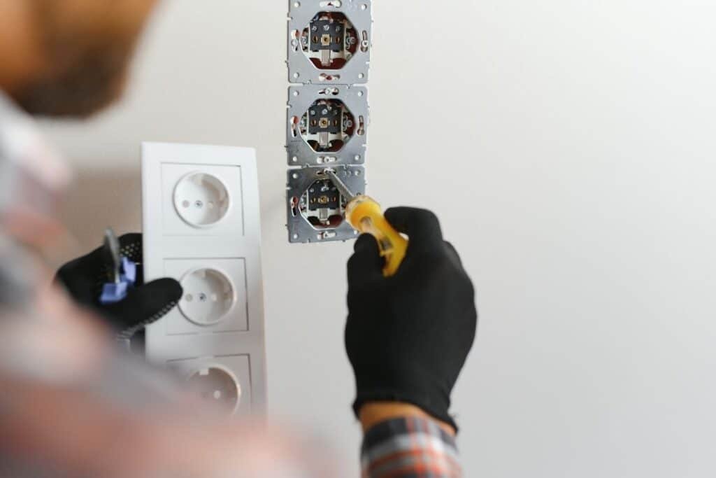 electrician in Midtown South, NY