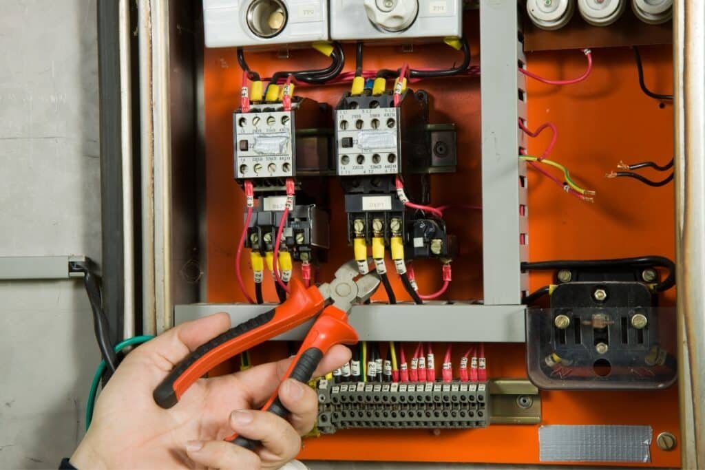 Reliable Electrician in Garment District, NY